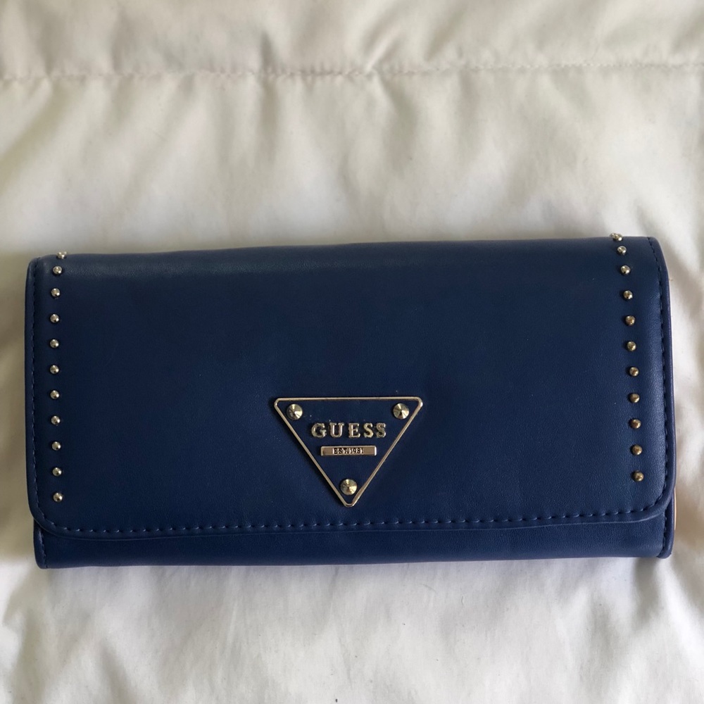 Guess wallet
